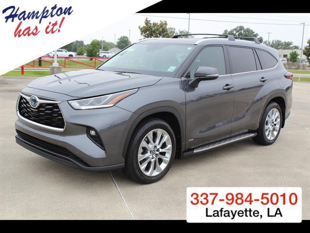 used 2024 Toyota Highlander Hybrid car, priced at $47,600