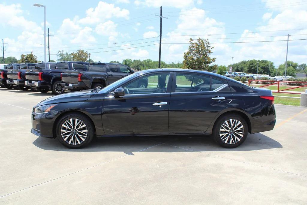 used 2023 Nissan Altima car, priced at $18,795