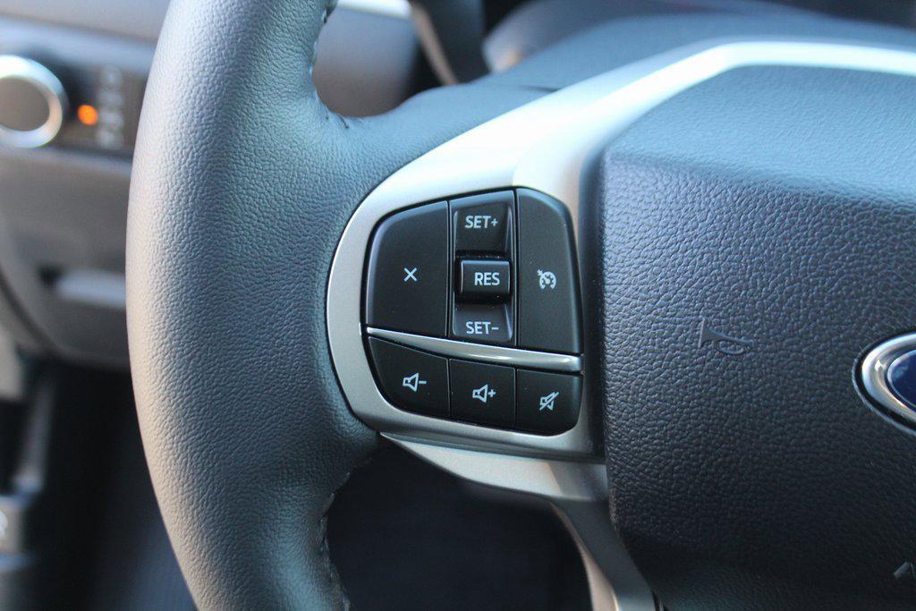 used 2024 Ford Explorer car, priced at $31,599