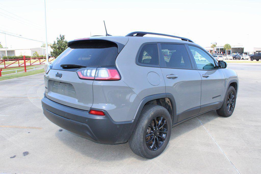 used 2023 Jeep Cherokee car, priced at $20,795