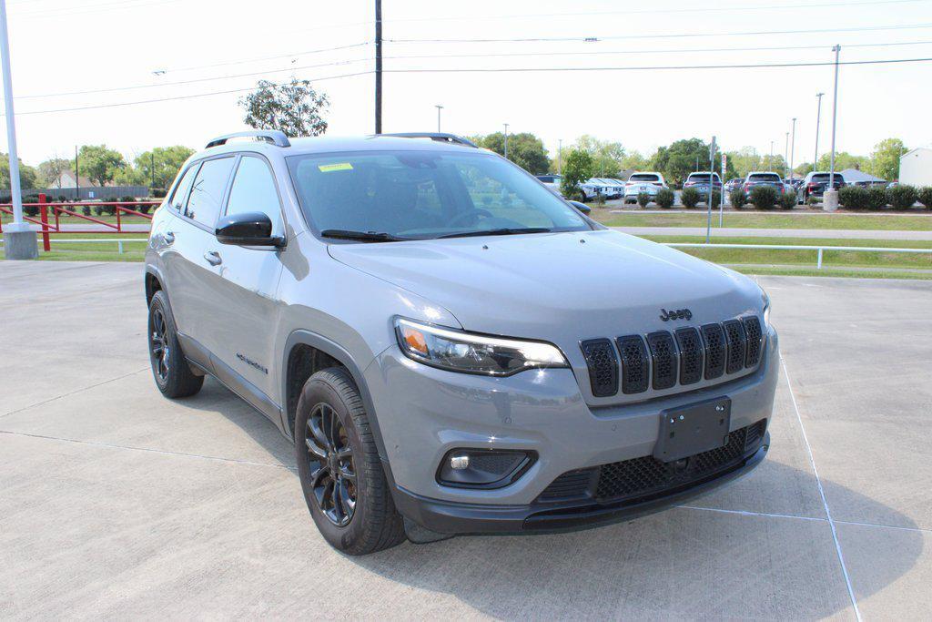 used 2023 Jeep Cherokee car, priced at $20,795