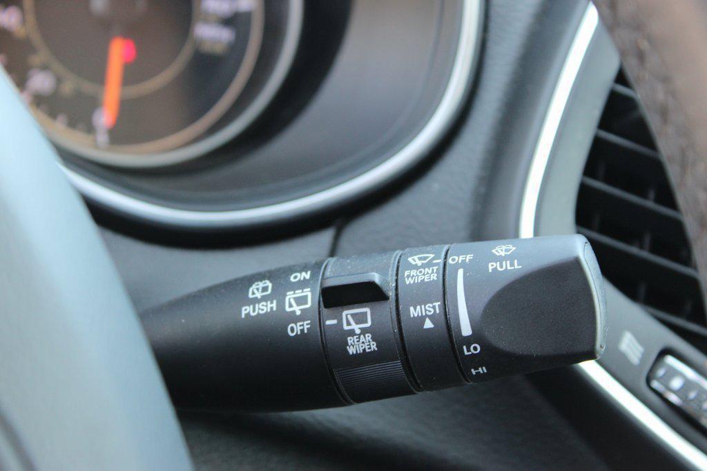 used 2023 Jeep Cherokee car, priced at $20,795