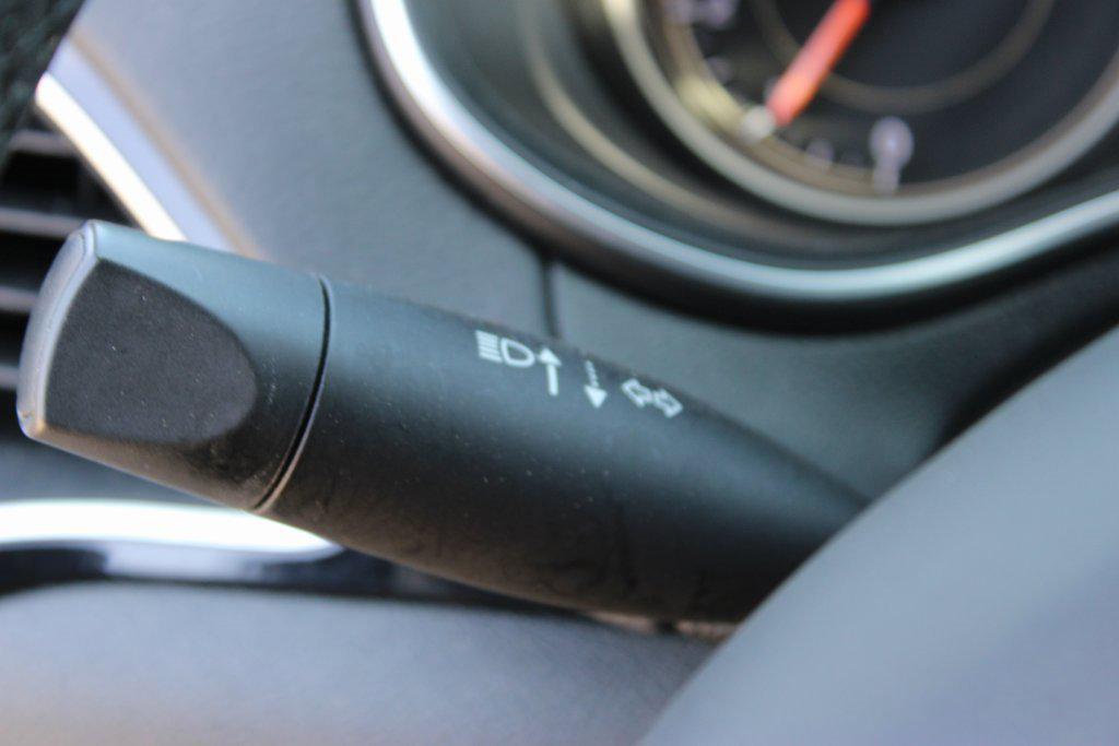 used 2023 Jeep Cherokee car, priced at $20,795