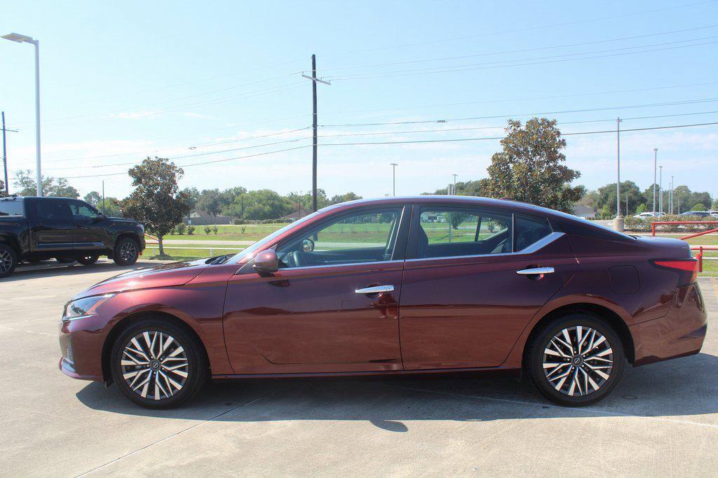 used 2023 Nissan Altima car, priced at $17,995
