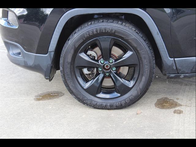 used 2018 Jeep Cherokee car, priced at $11,990