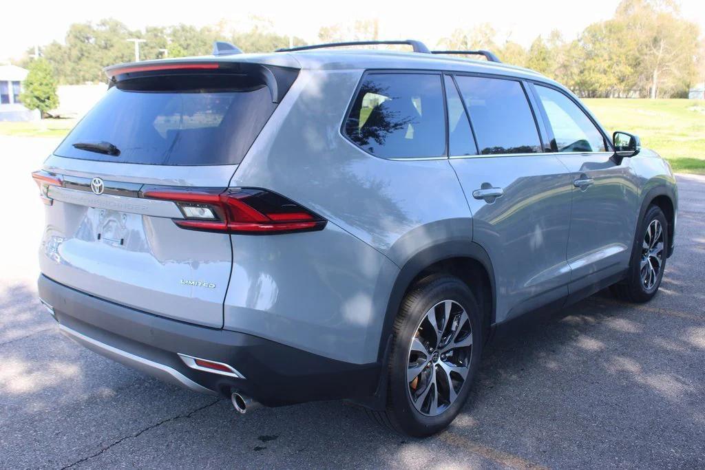 new 2025 Toyota Grand Highlander Hybrid car, priced at $61,064