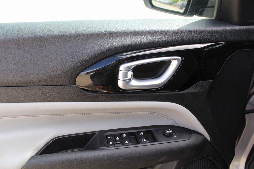 used 2023 Jeep Compass car, priced at $20,000