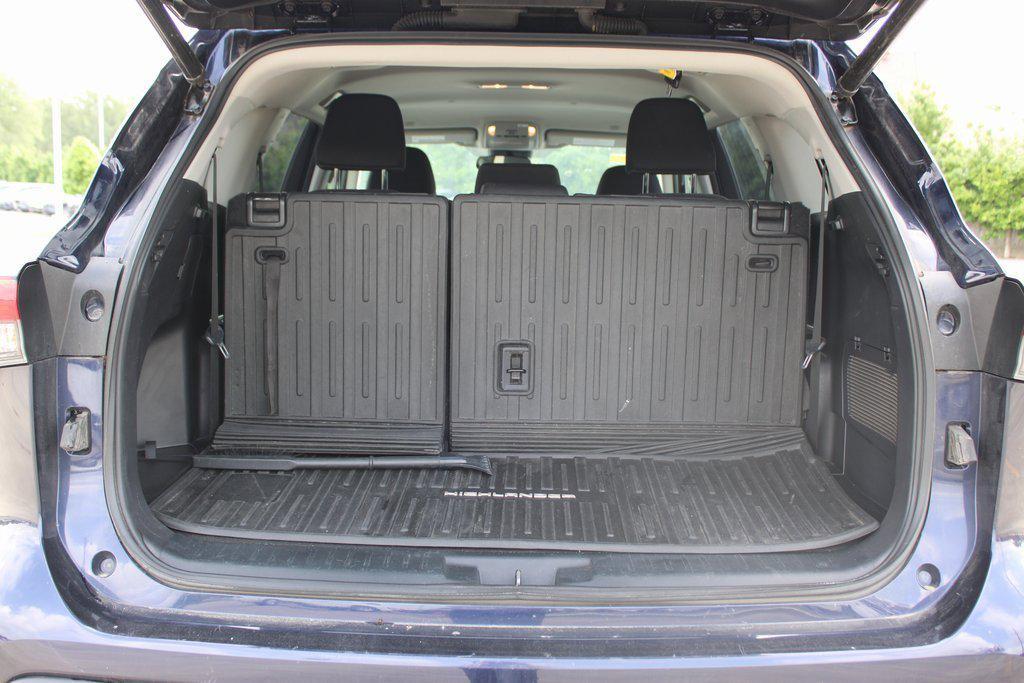 used 2023 Toyota Highlander car, priced at $30,795