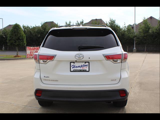 used 2016 Toyota Highlander car, priced at $21,990