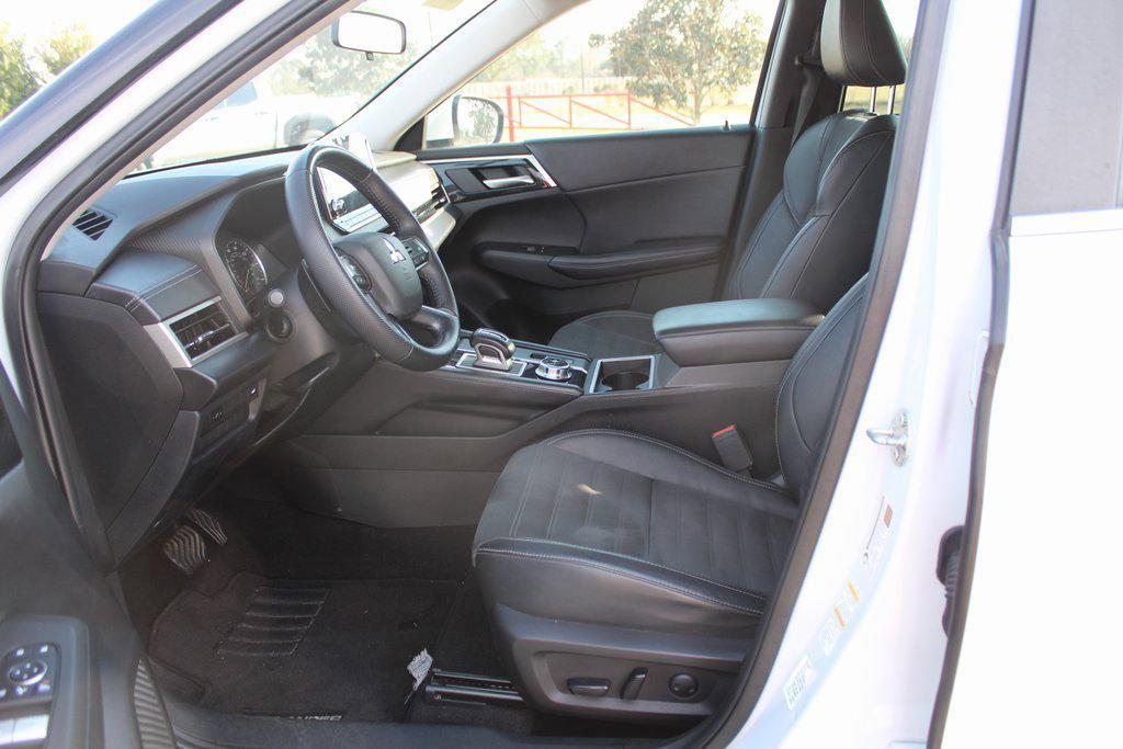 used 2023 Mitsubishi Outlander car, priced at $22,574
