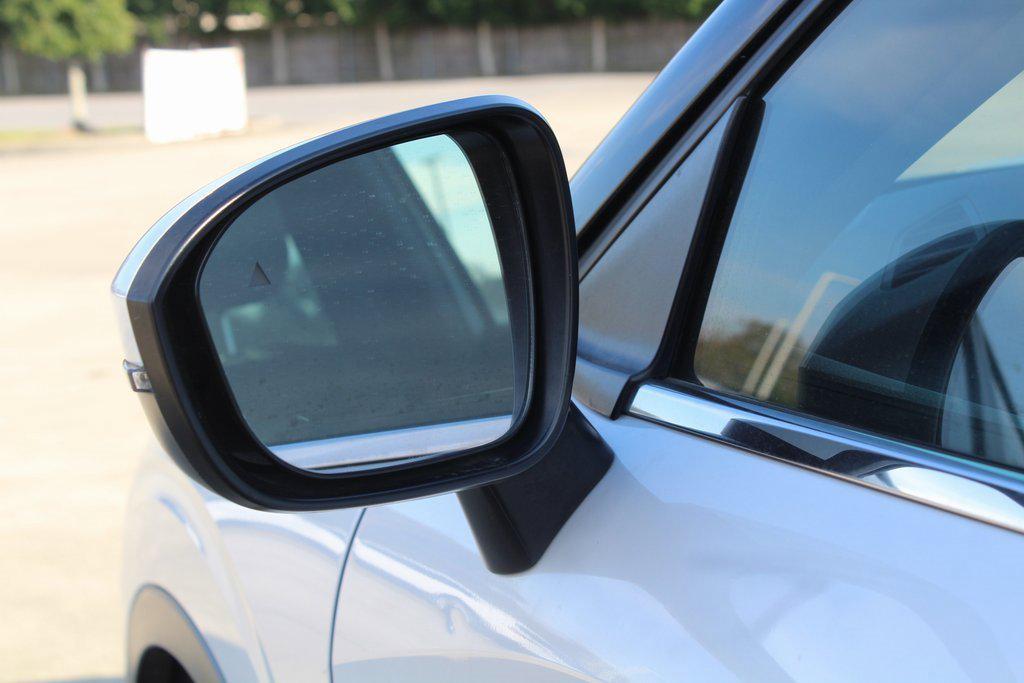 used 2023 Mitsubishi Outlander car, priced at $22,574