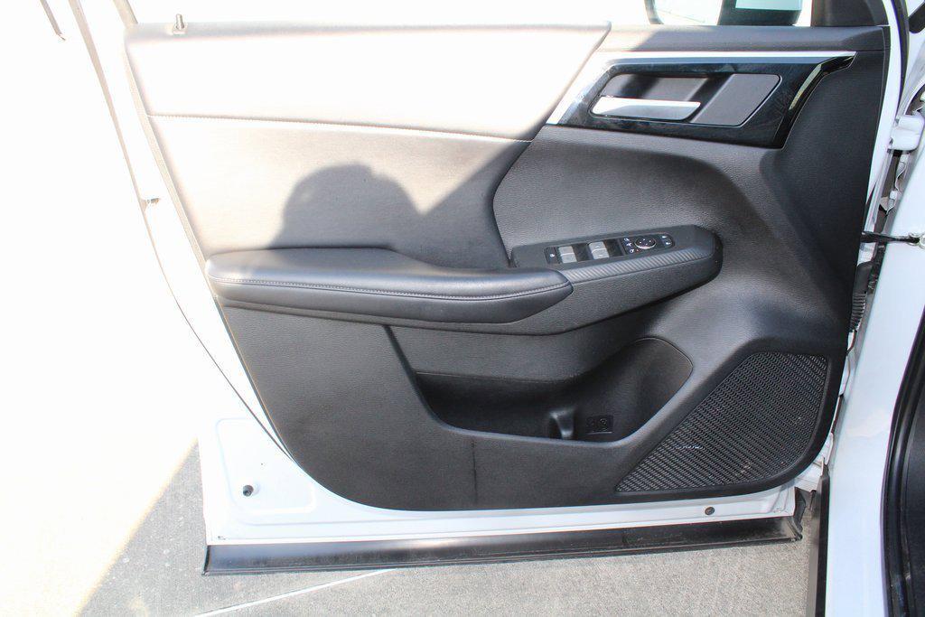 used 2023 Mitsubishi Outlander car, priced at $22,574