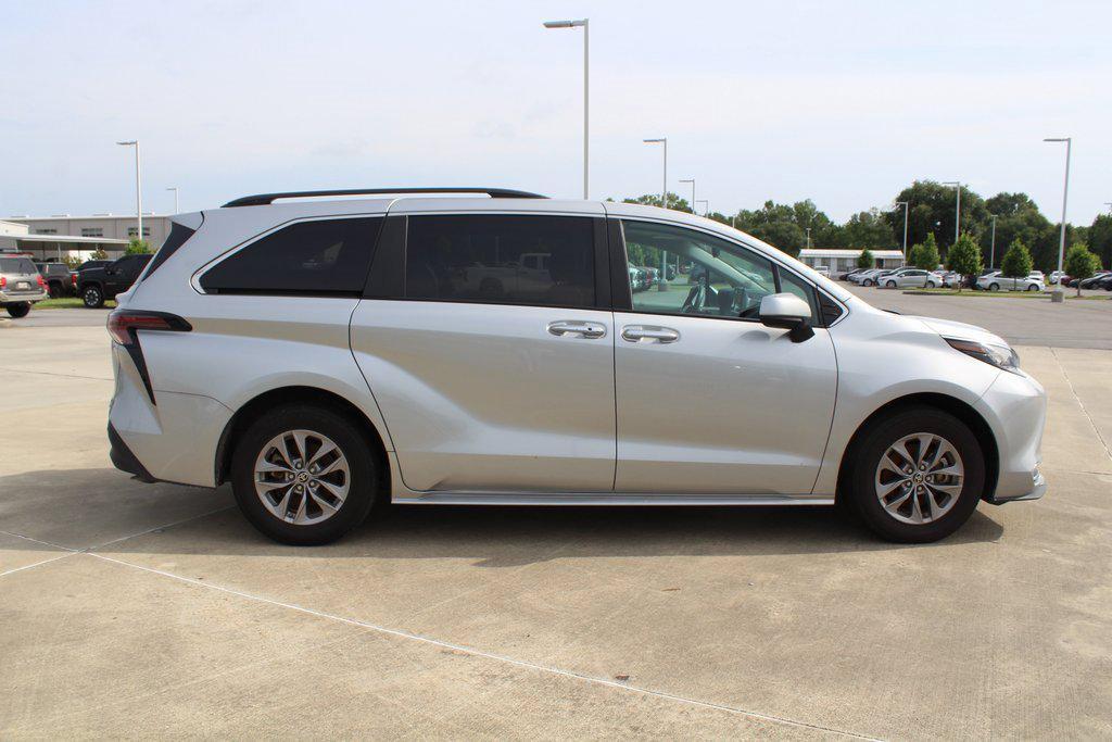 used 2023 Toyota Sienna car, priced at $34,995