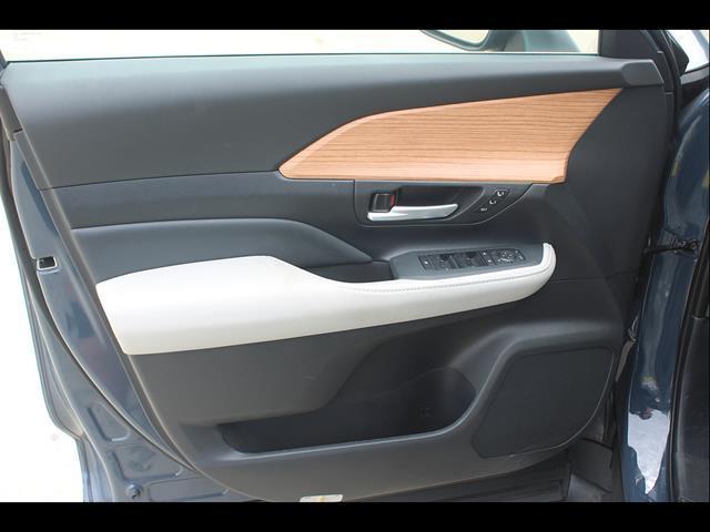 new 2026 Toyota Grand Highlander Hybrid car, priced at $61,895