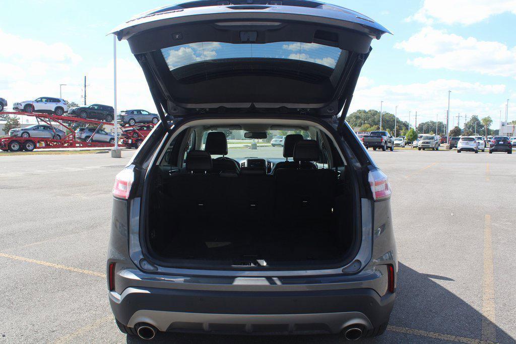 used 2024 Ford Edge car, priced at $25,000