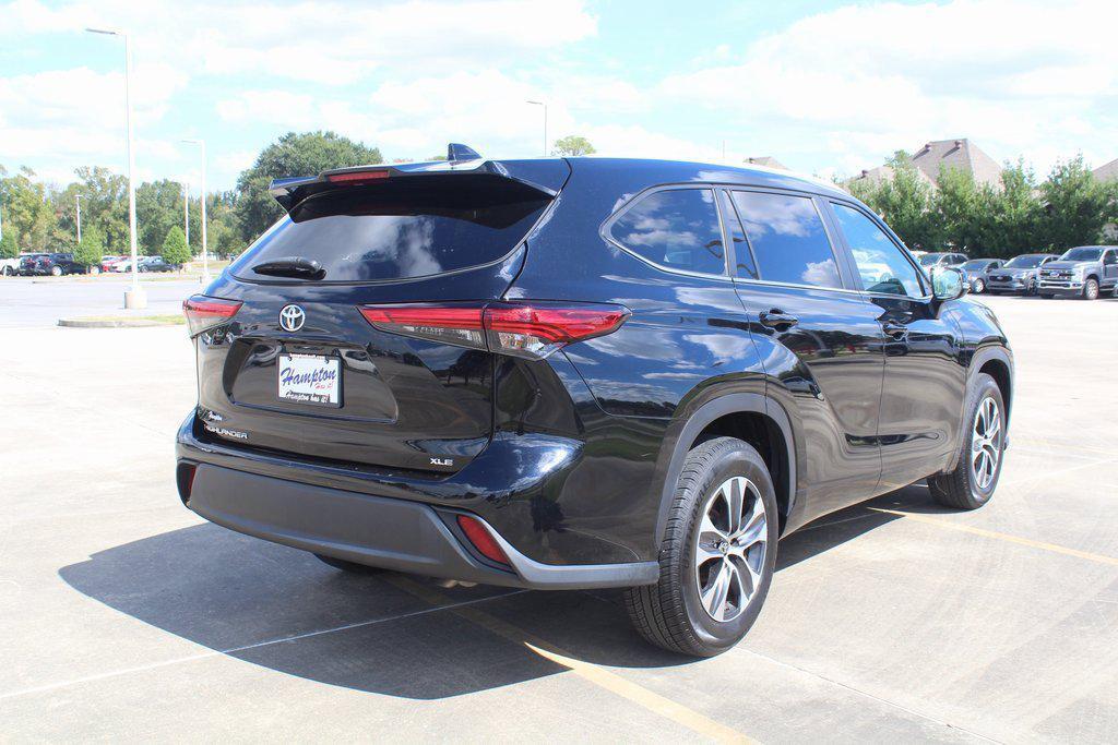 used 2023 Toyota Highlander car, priced at $34,895