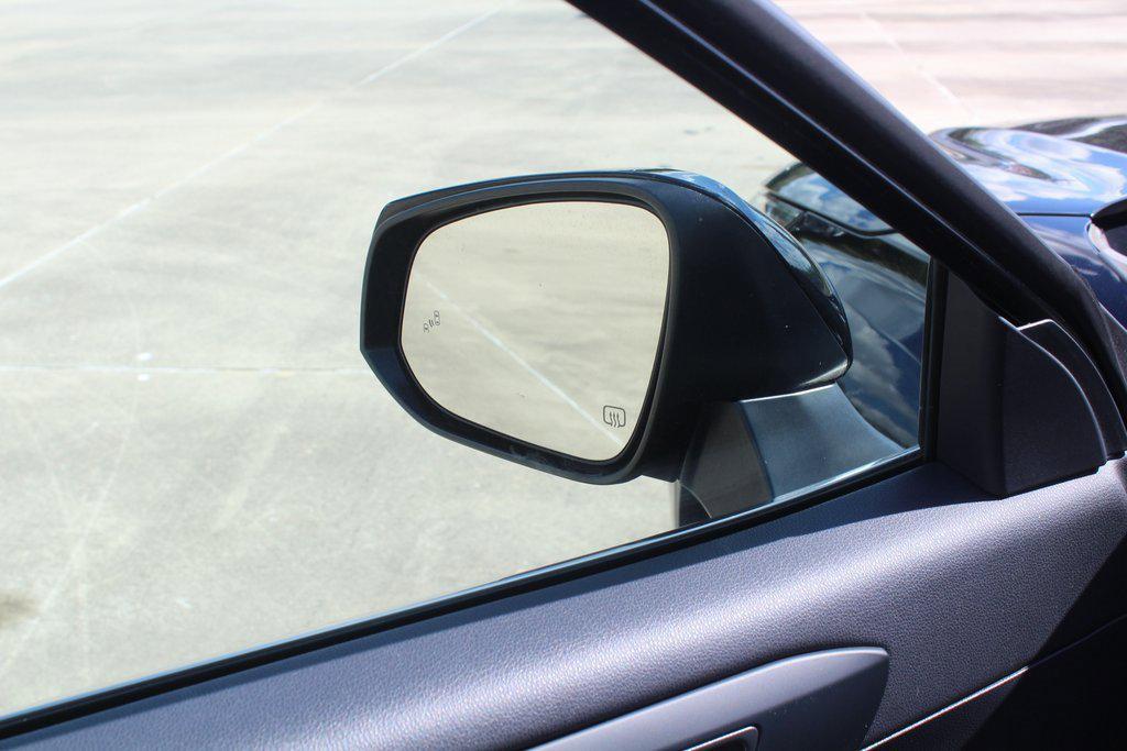 used 2023 Toyota Highlander car, priced at $34,895