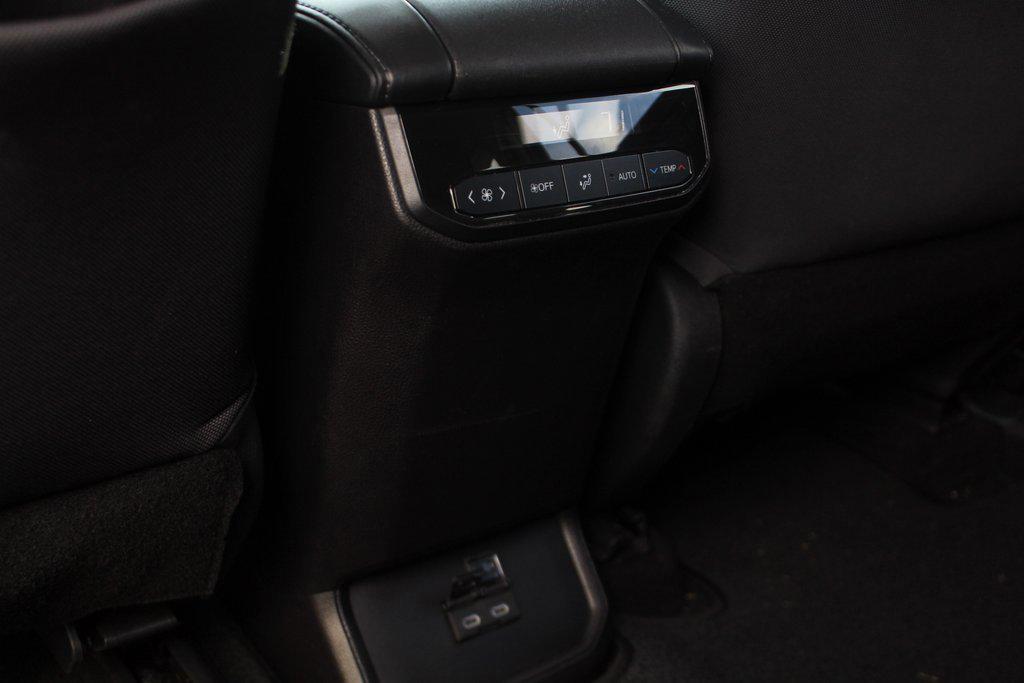 used 2023 Toyota Highlander car, priced at $33,995