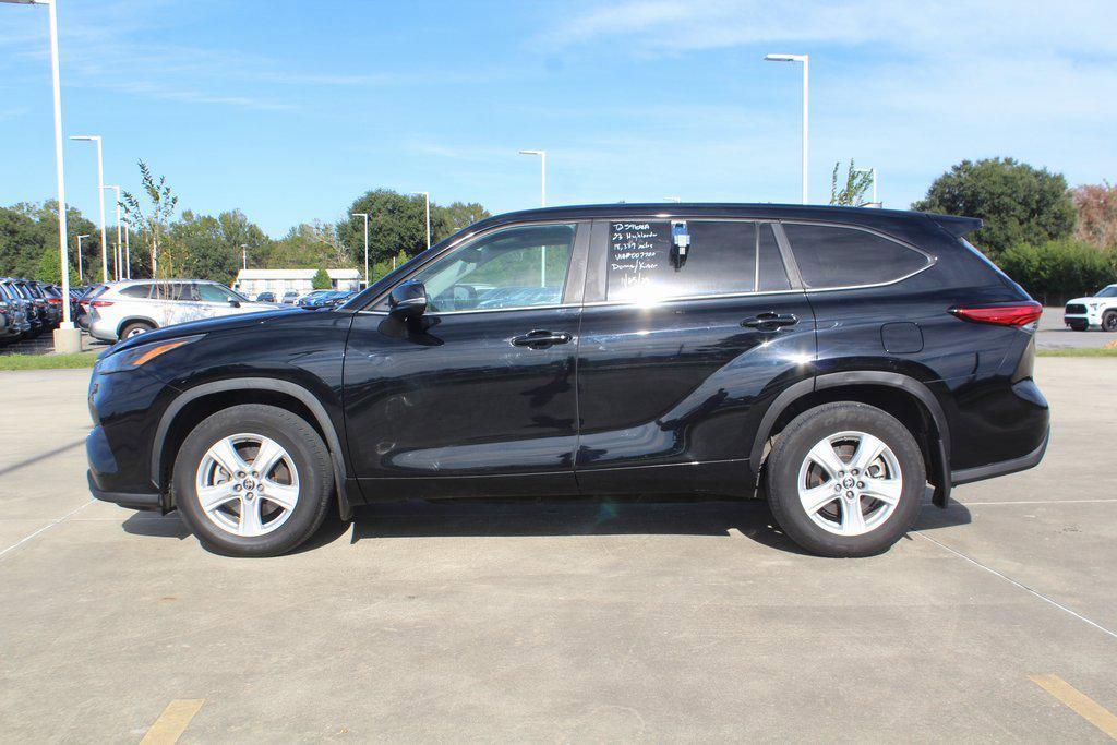 used 2023 Toyota Highlander car, priced at $33,995