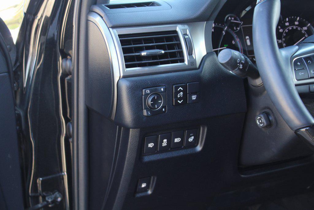 used 2023 Lexus GX 460 car, priced at $55,999