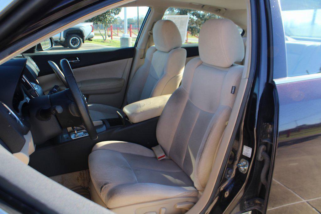 used 2014 Nissan Maxima car, priced at $7,499