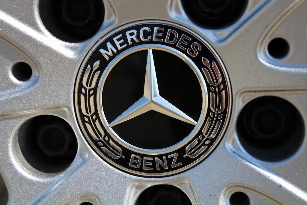 used 2024 Mercedes-Benz GLE 350 car, priced at $50,795