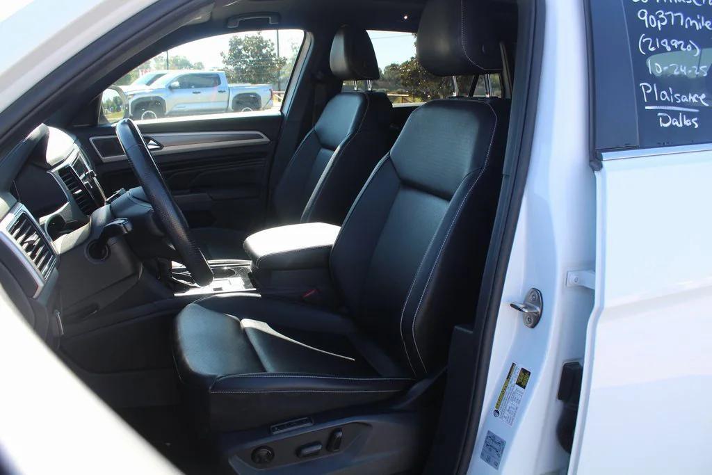 used 2020 Volkswagen Atlas Cross Sport car, priced at $21,695