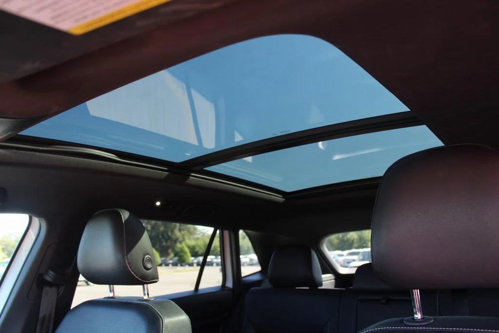 used 2020 Volkswagen Atlas Cross Sport car, priced at $21,695