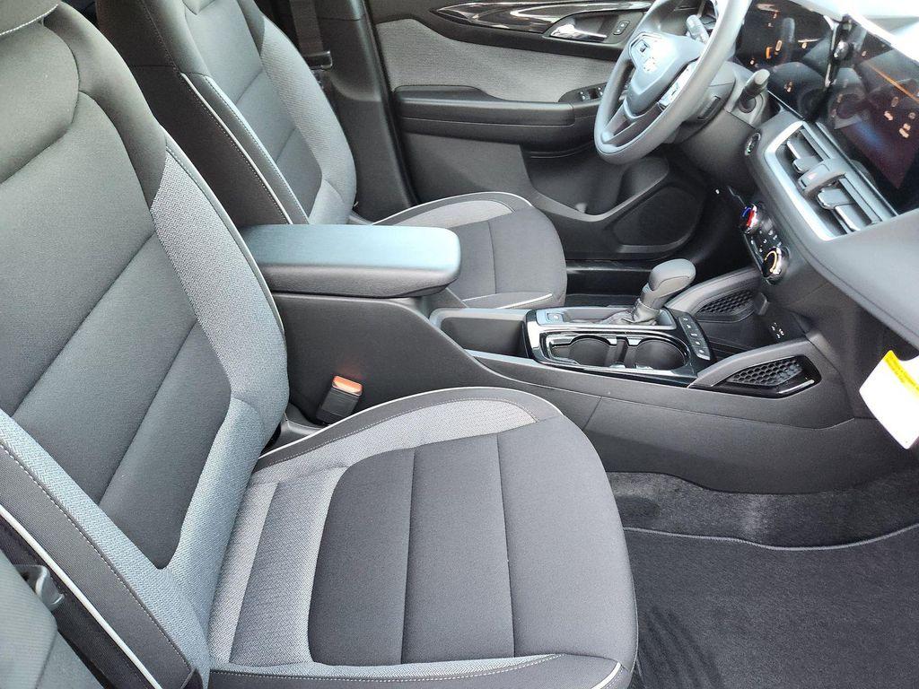 new 2026 Chevrolet TrailBlazer car, priced at $26,370