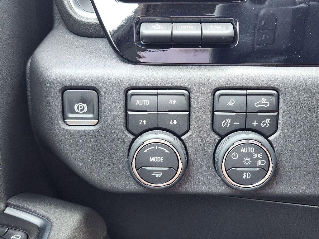 new 2025 Chevrolet Silverado 1500 car, priced at $70,379