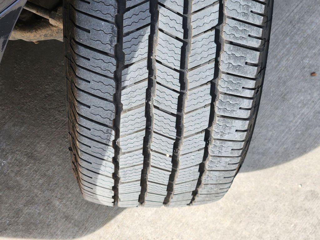 used 2021 Ford Expedition Max car, priced at $26,933