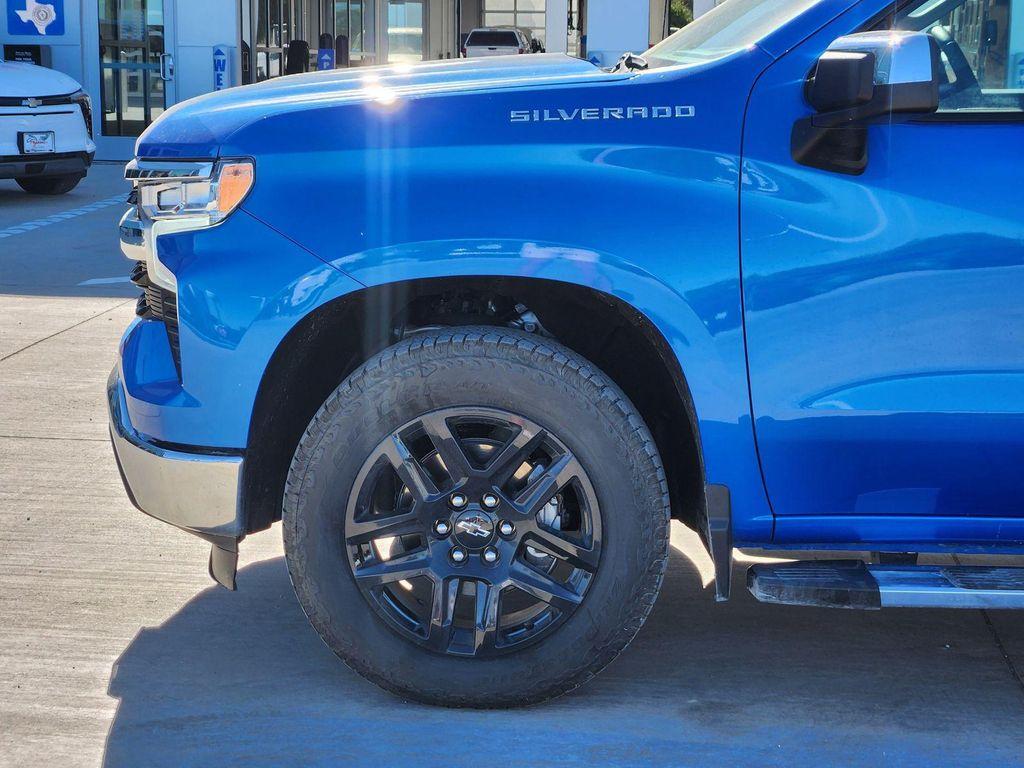 new 2025 Chevrolet Silverado 1500 car, priced at $48,634