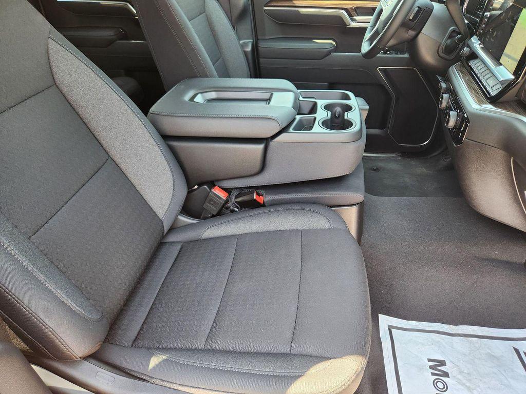 new 2025 Chevrolet Silverado 1500 car, priced at $42,740