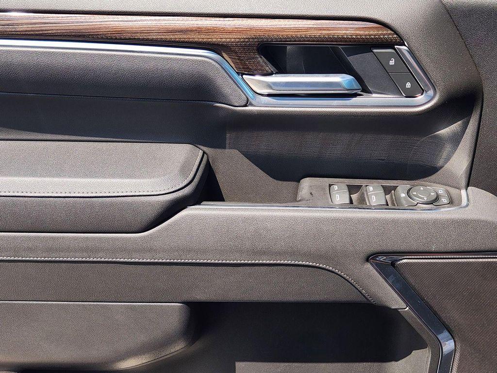 new 2025 Chevrolet Silverado 1500 car, priced at $42,740