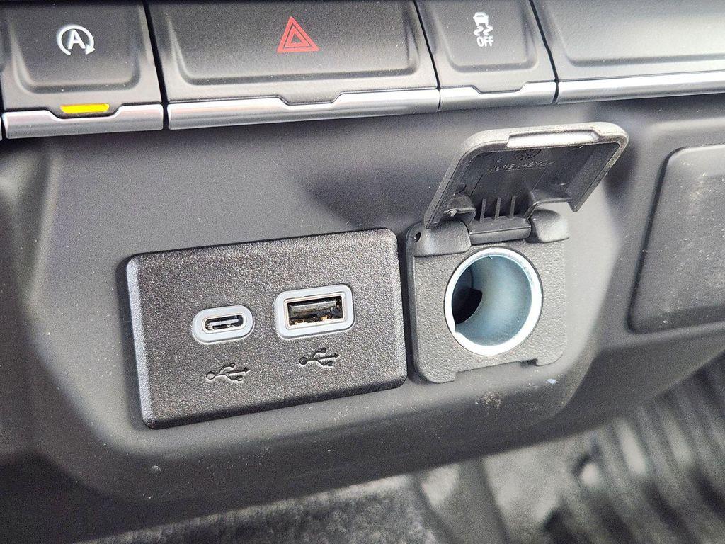 new 2025 Chevrolet Silverado 1500 car, priced at $42,060