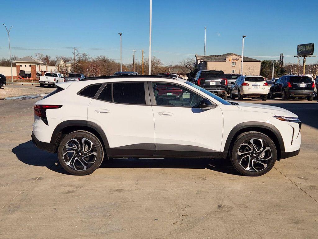 new 2026 Chevrolet Trax car, priced at $28,385