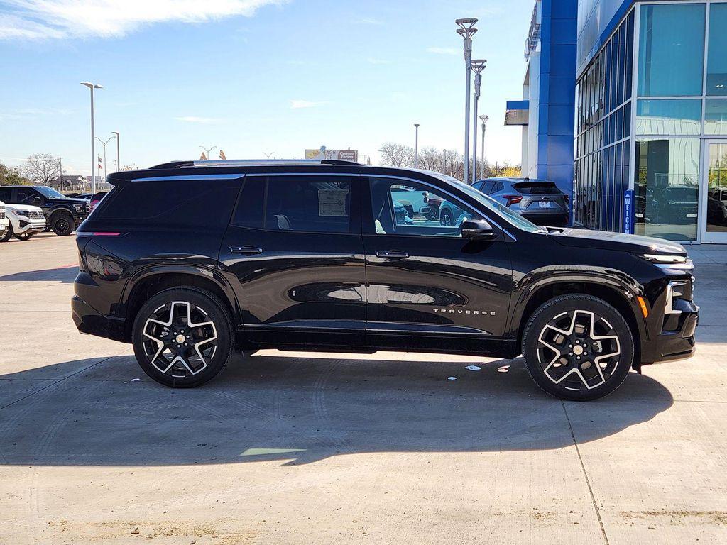 new 2026 Chevrolet Traverse car, priced at $58,495