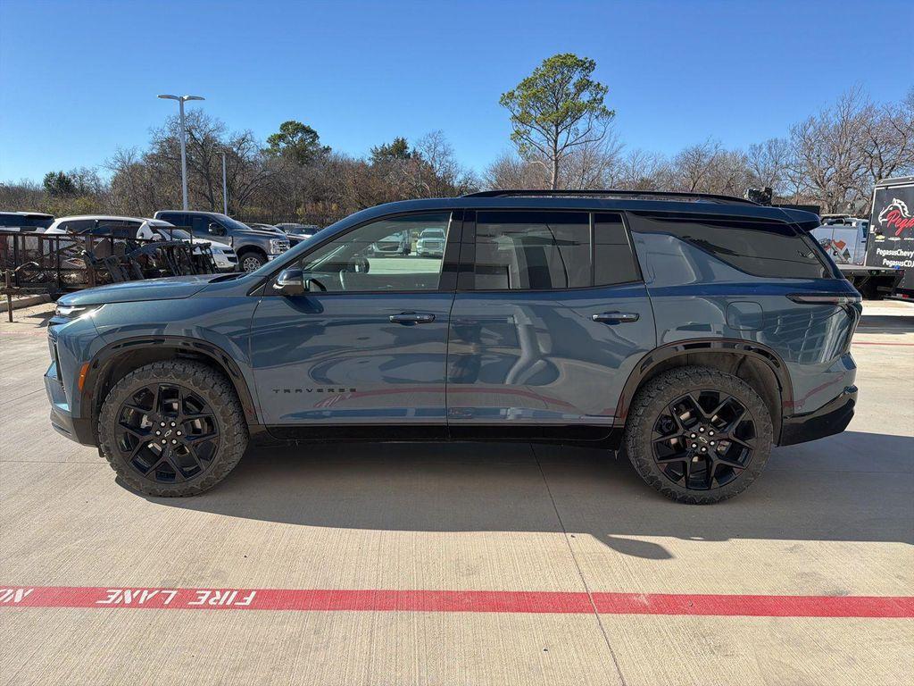 used 2024 Chevrolet Traverse car, priced at $42,587