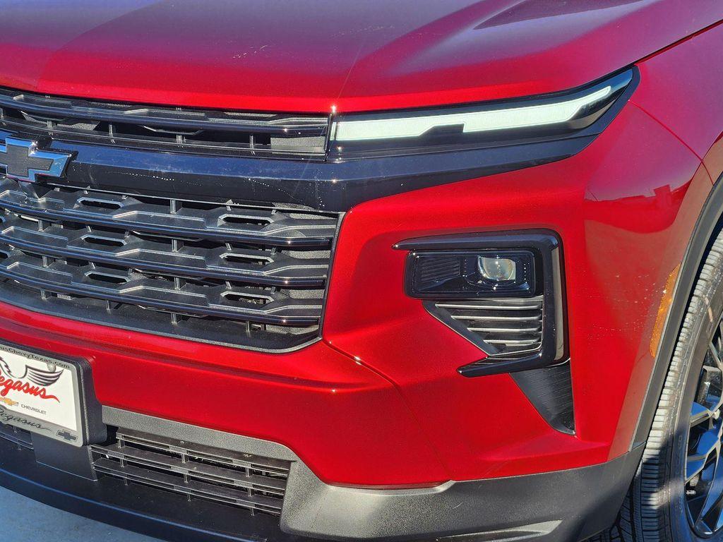 new 2026 Chevrolet Traverse car, priced at $45,475