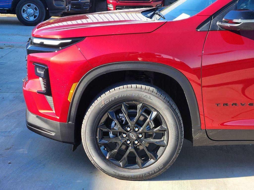 new 2026 Chevrolet Traverse car, priced at $45,475