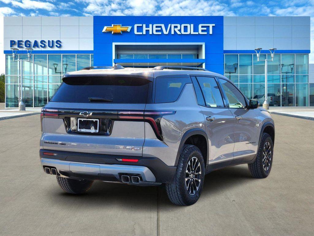 new 2026 Chevrolet Traverse car, priced at $50,795