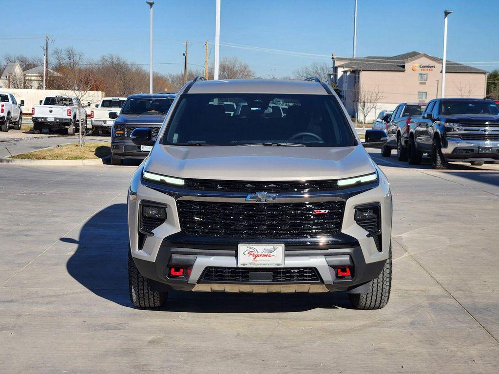 new 2026 Chevrolet Traverse car, priced at $50,795