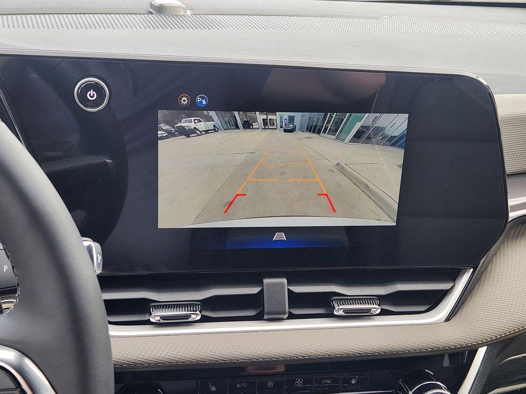 new 2026 Chevrolet Equinox car, priced at $31,556