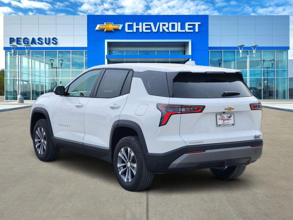 new 2026 Chevrolet Equinox car, priced at $31,556