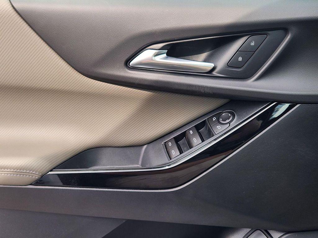 new 2026 Chevrolet Equinox car, priced at $31,556