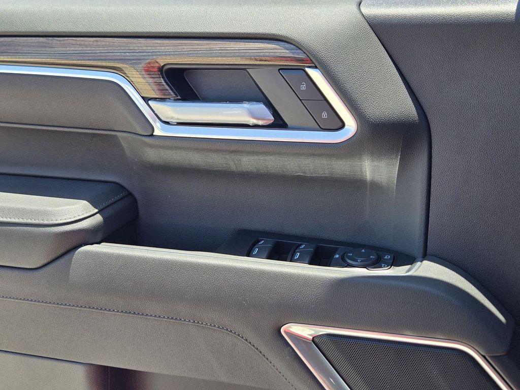 new 2025 Chevrolet Silverado 1500 car, priced at $46,395