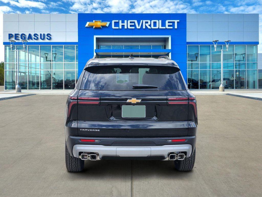 new 2026 Chevrolet Traverse car, priced at $45,195