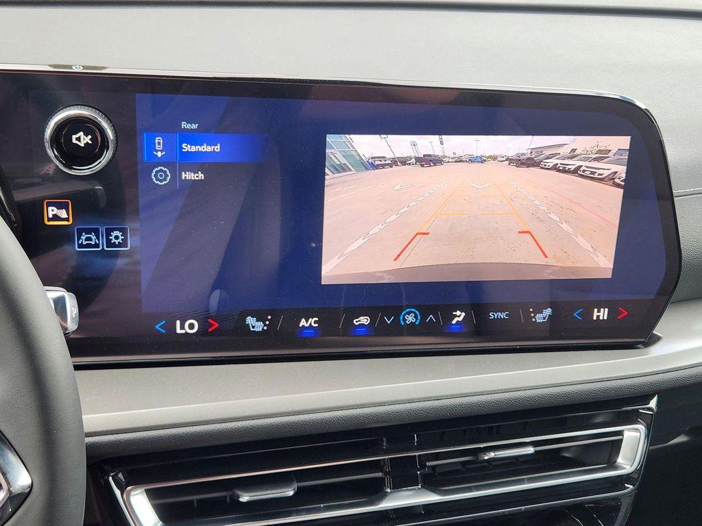 new 2026 Chevrolet Traverse car, priced at $45,195