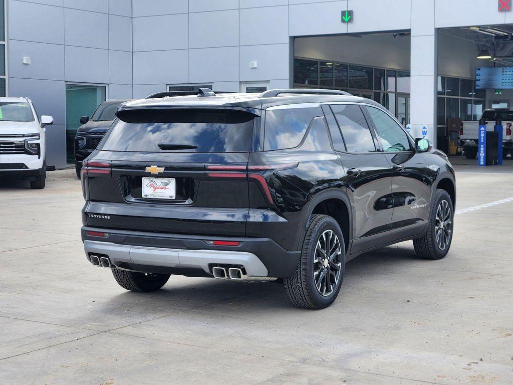 new 2026 Chevrolet Traverse car, priced at $45,195