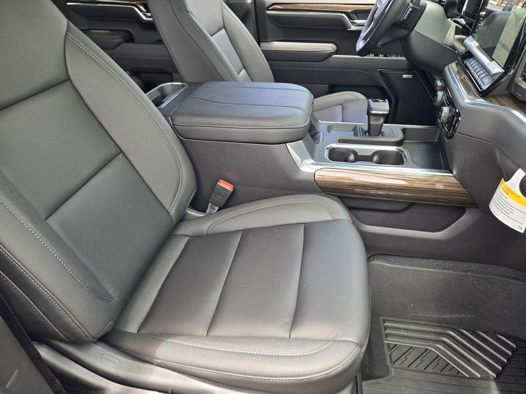 new 2025 Chevrolet Silverado 1500 car, priced at $68,940